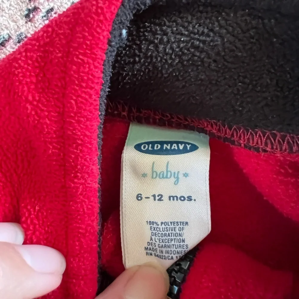 Old Navy Kids Red and Black Pullover Fleece